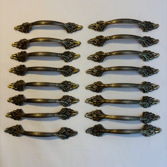 16 Amerock Brass Cabinet Handles Pulls 1330 - Picture 1 of 9